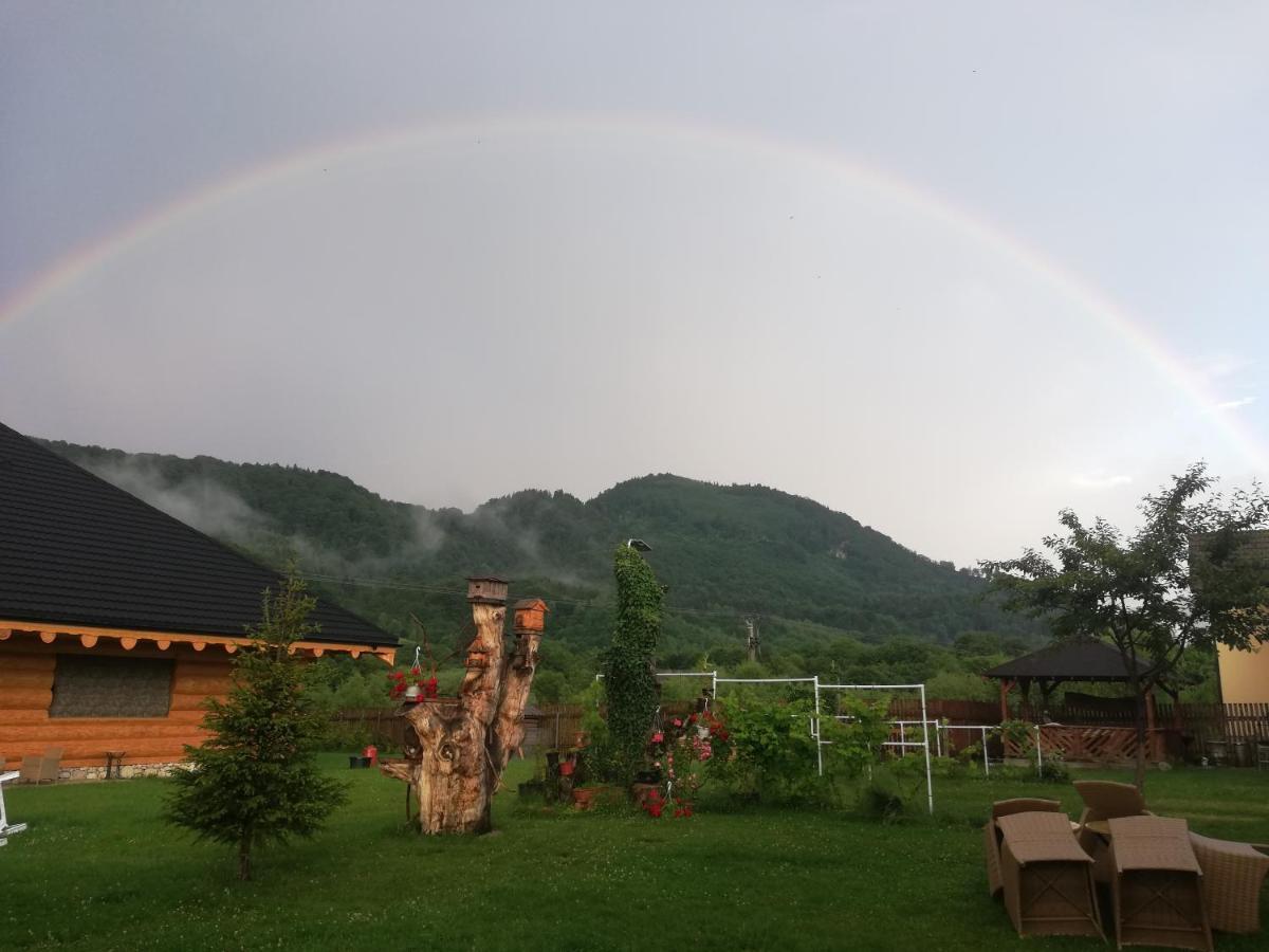 Hasienda Rîşnov Exteriör bild